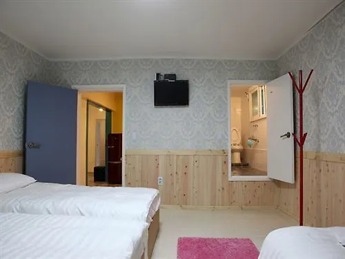 24 Guesthouse Gangnam Center Σεούλ